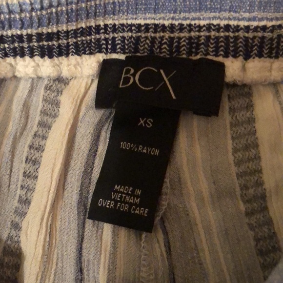 Stripped thin pants. - Picture 3 of 3